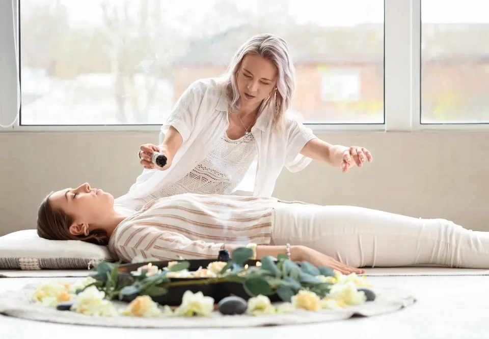 Energy healer for abundance helping calm thoughts and restore spiritual alignment